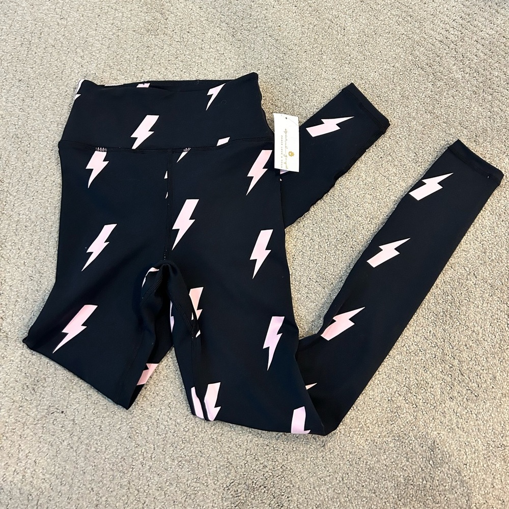 HERS - Spiritual Gangster black leggings with light pink lightning details